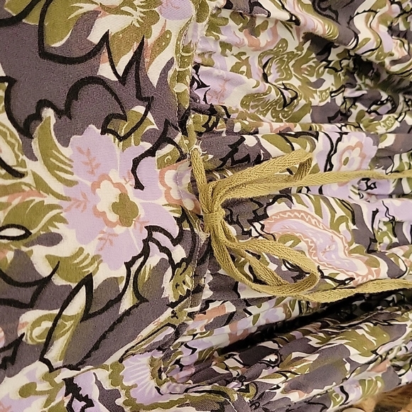 Free People mini dress XS spaghetti strap, beaded neckline, purple/green floral - Picture 4 of 9